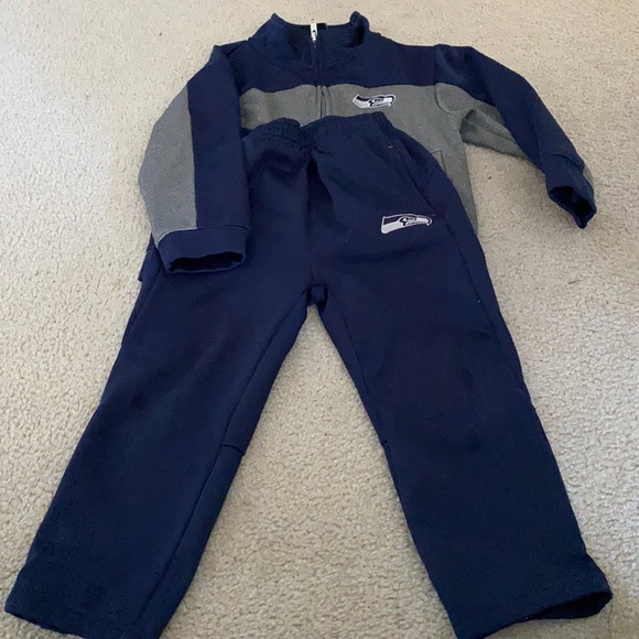 4T Seahawks Track suit - Picture 1 of 1